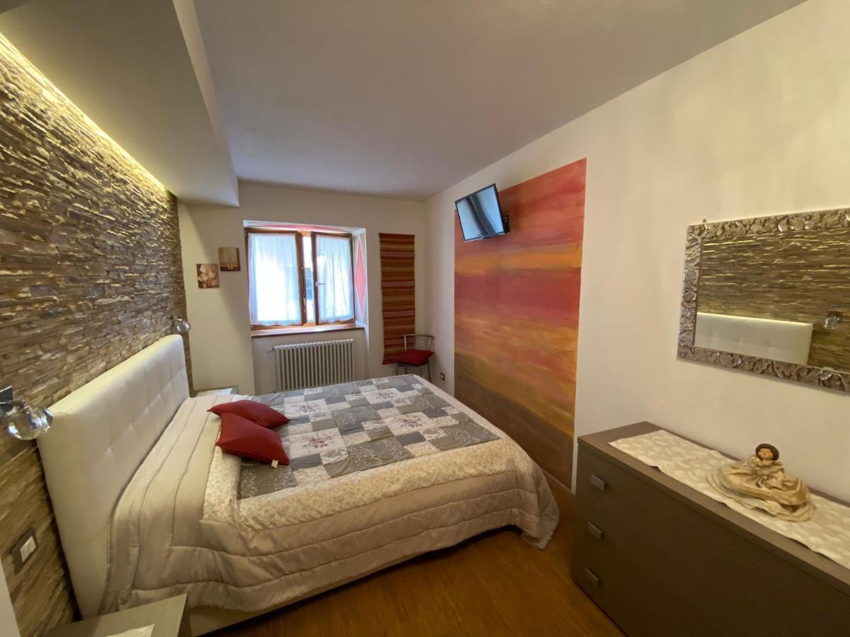 Appartamenti Lucia Andalo Bagian luar foto